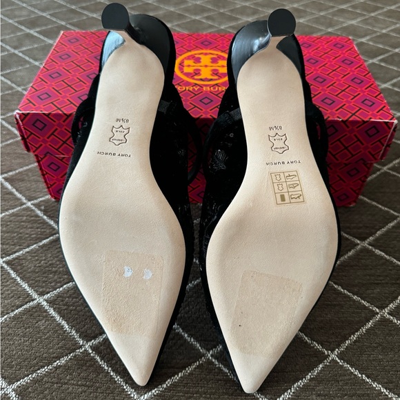 Tory Burch Black Embroidered Velvet 65mm Pump - Picture 5 of 5